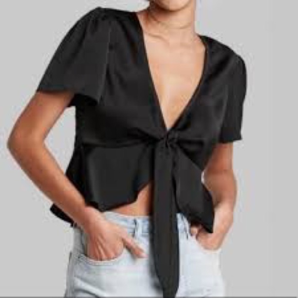 Wild fable black top